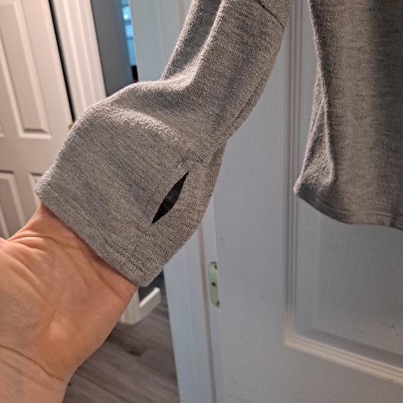 Dolman sleeve top - Picture 3 of 4